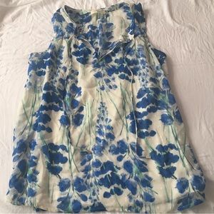 Gorgeous LoveStitch Sleeveless Blouse with tank liner.